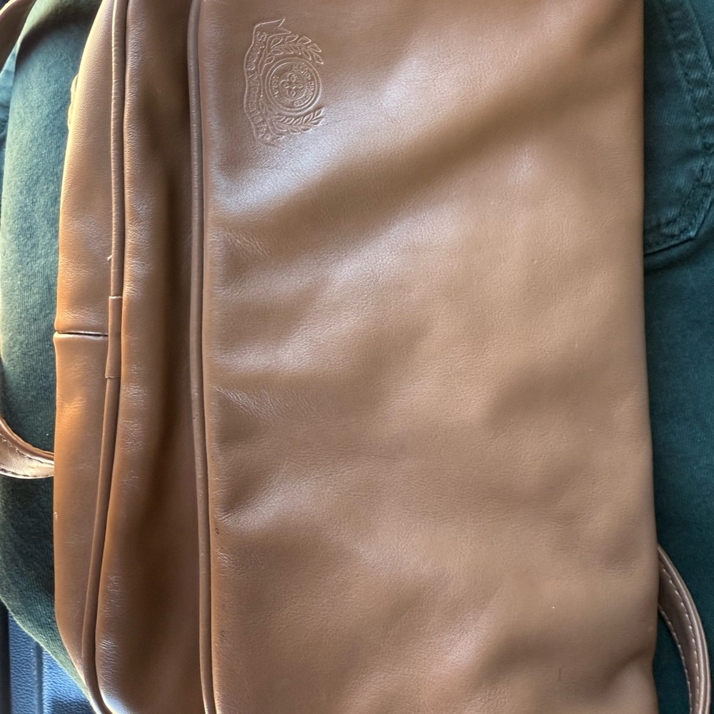 Stone Mountain Accessories Brown Leather Messenger Bag